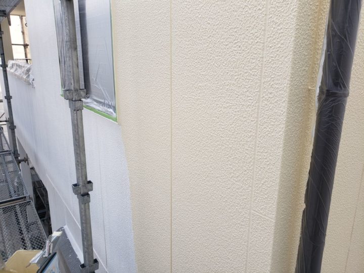 外壁　塗装作業