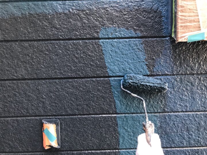 外壁　上塗り作業