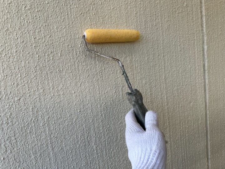 外壁 下塗り作業