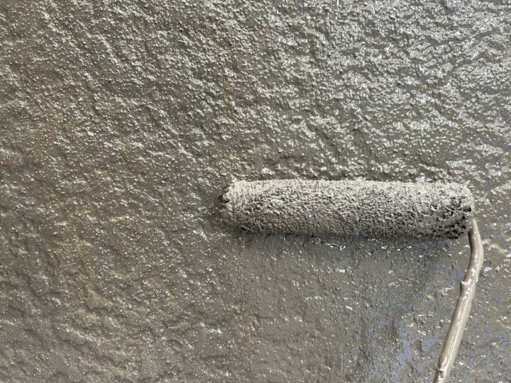 外壁 上塗り作業