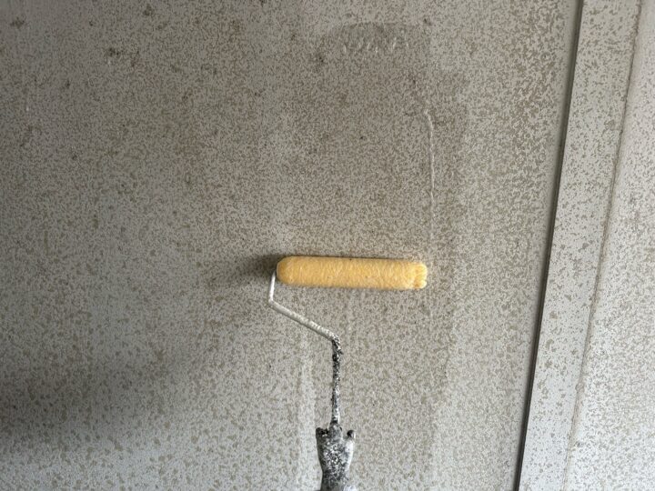 外壁 下塗り作業