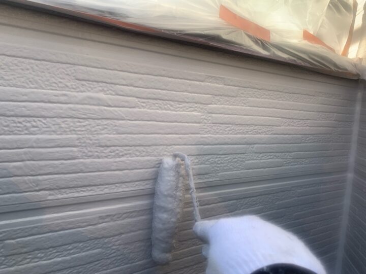 外壁 中塗り作業