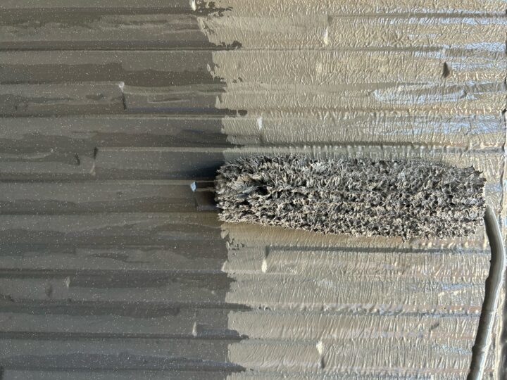 外壁 中塗り作業