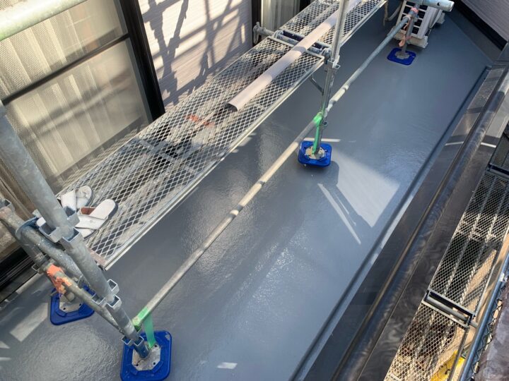 ベランダ防水作業