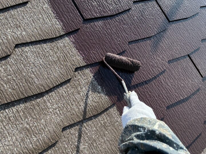 屋根 中塗り作業