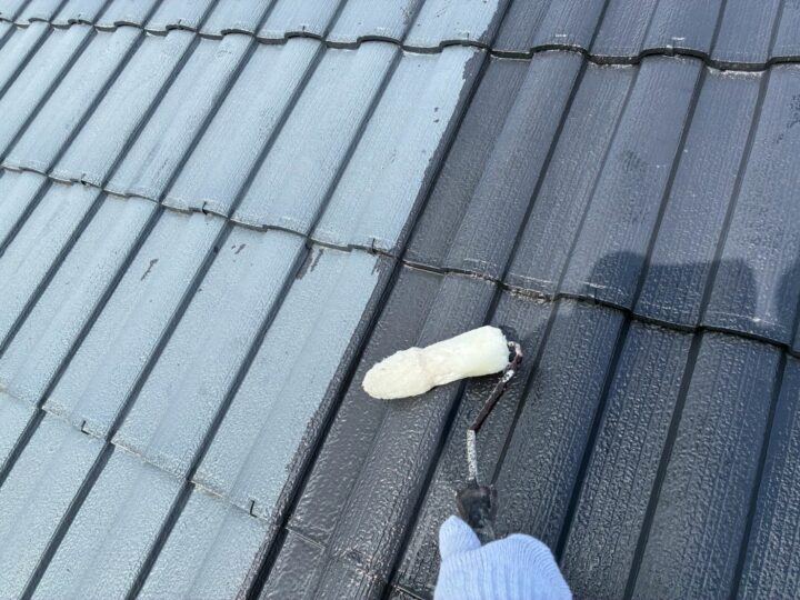 屋根 下塗り作業