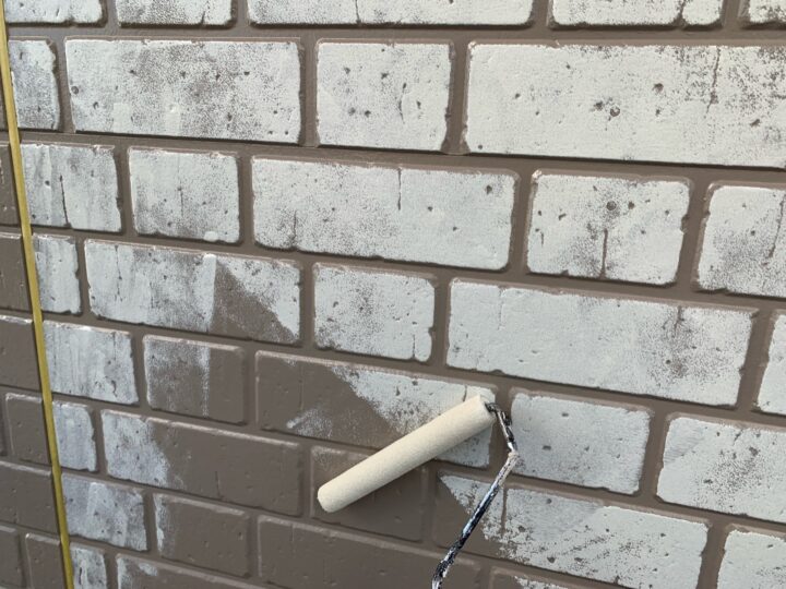 外壁 意匠仕上げ塗り作業