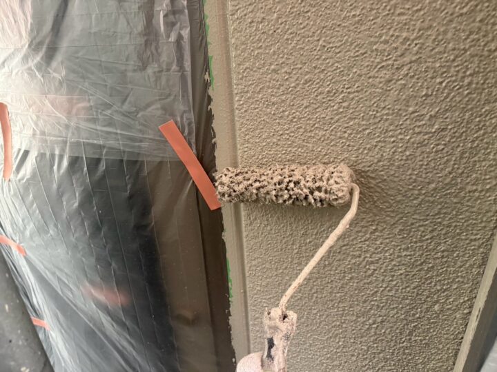 外壁 上塗り作業
