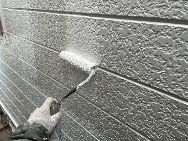 外壁 中塗り作業