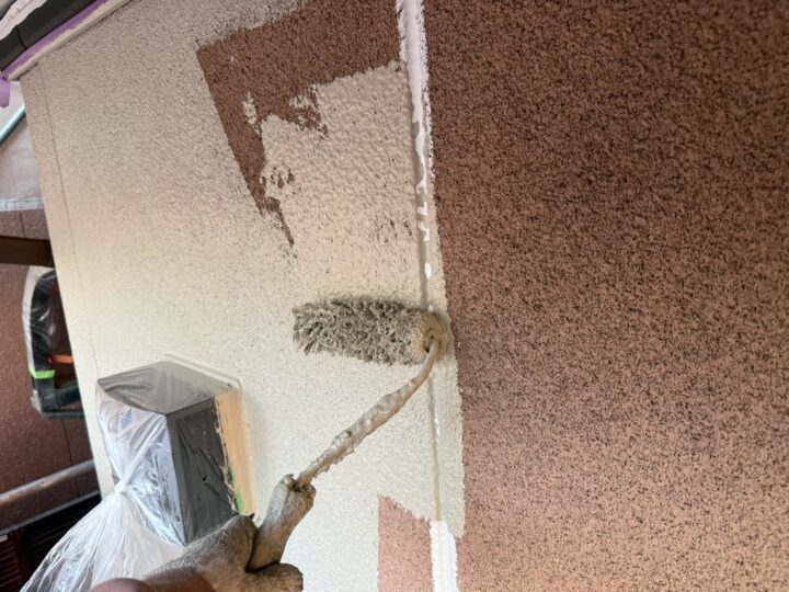 外壁 中塗り作業