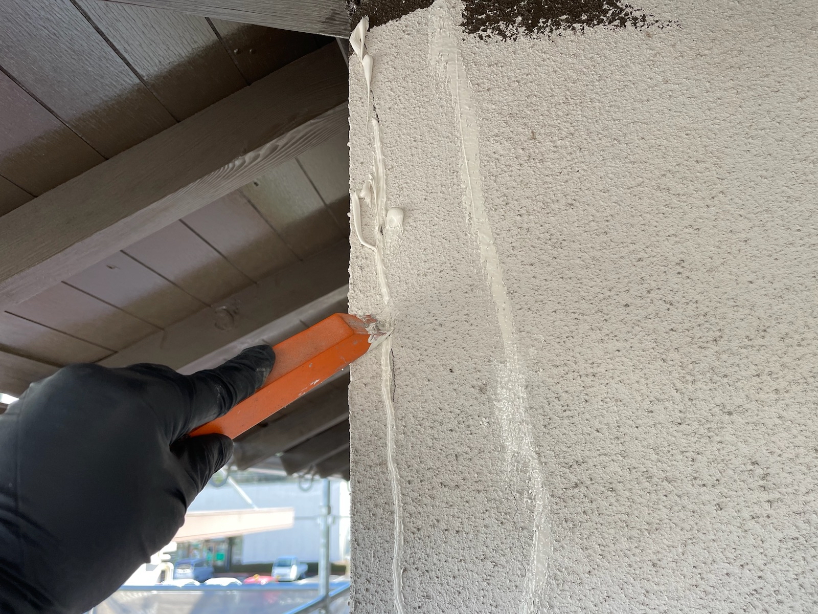 適切なタイミングでひび割れ補修