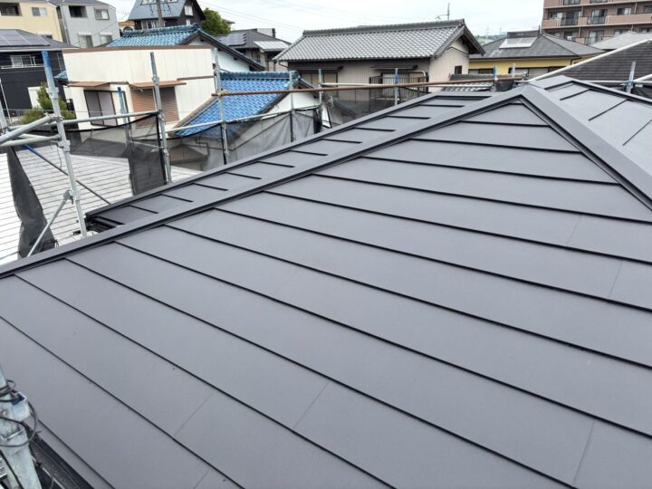 屋根カバー工事