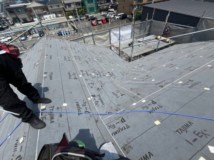 屋根カバー工事