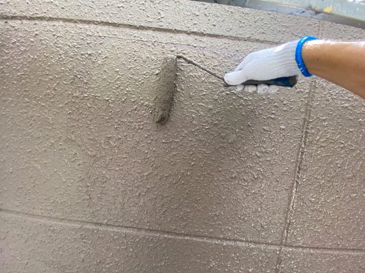 外壁 上塗り作業