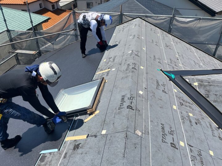 屋根カバー工事