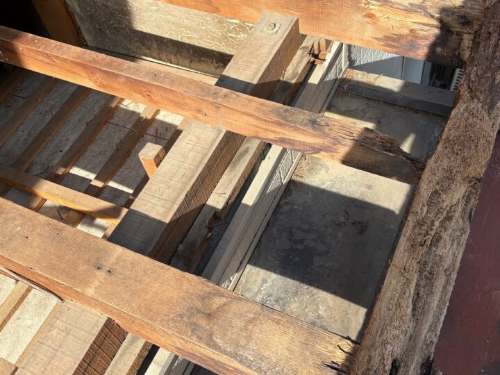 解体作業