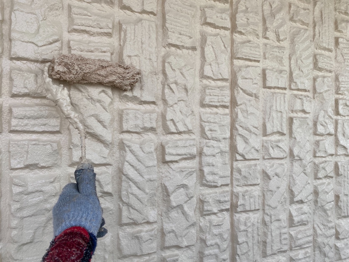 外壁の色あせを防ぐ最も効果的な方法の外壁塗装